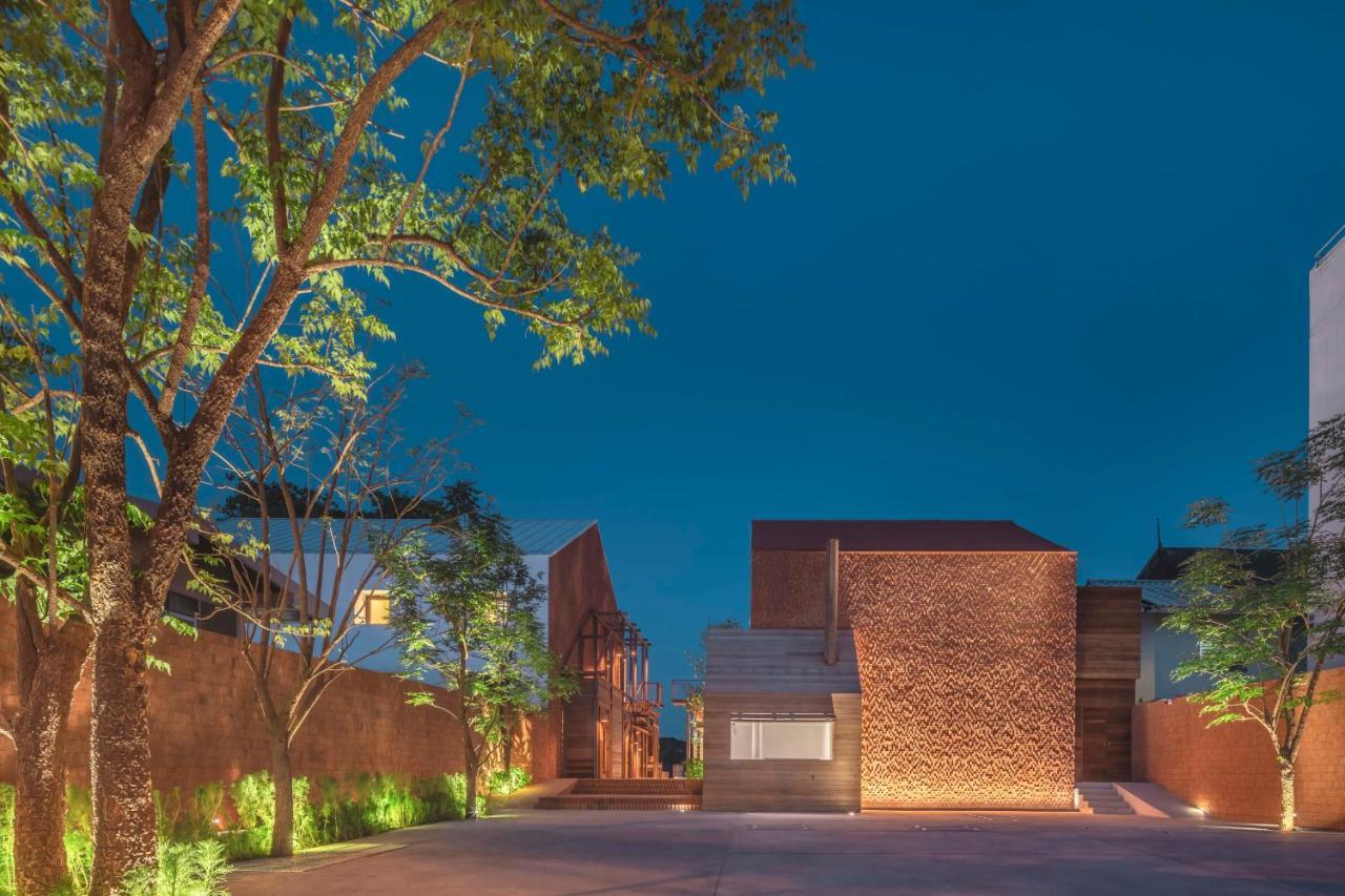 Baan Pomphet Hotell Phra Nakhon Si Ayutthaya Exteriör bild
