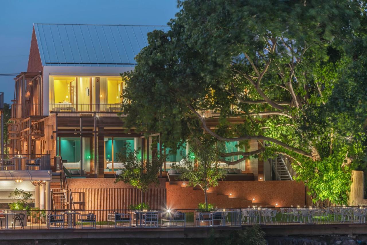 Baan Pomphet Hotell Phra Nakhon Si Ayutthaya Exteriör bild